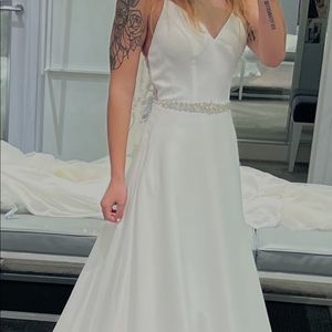 Wedding Dress Size 2 with Belt